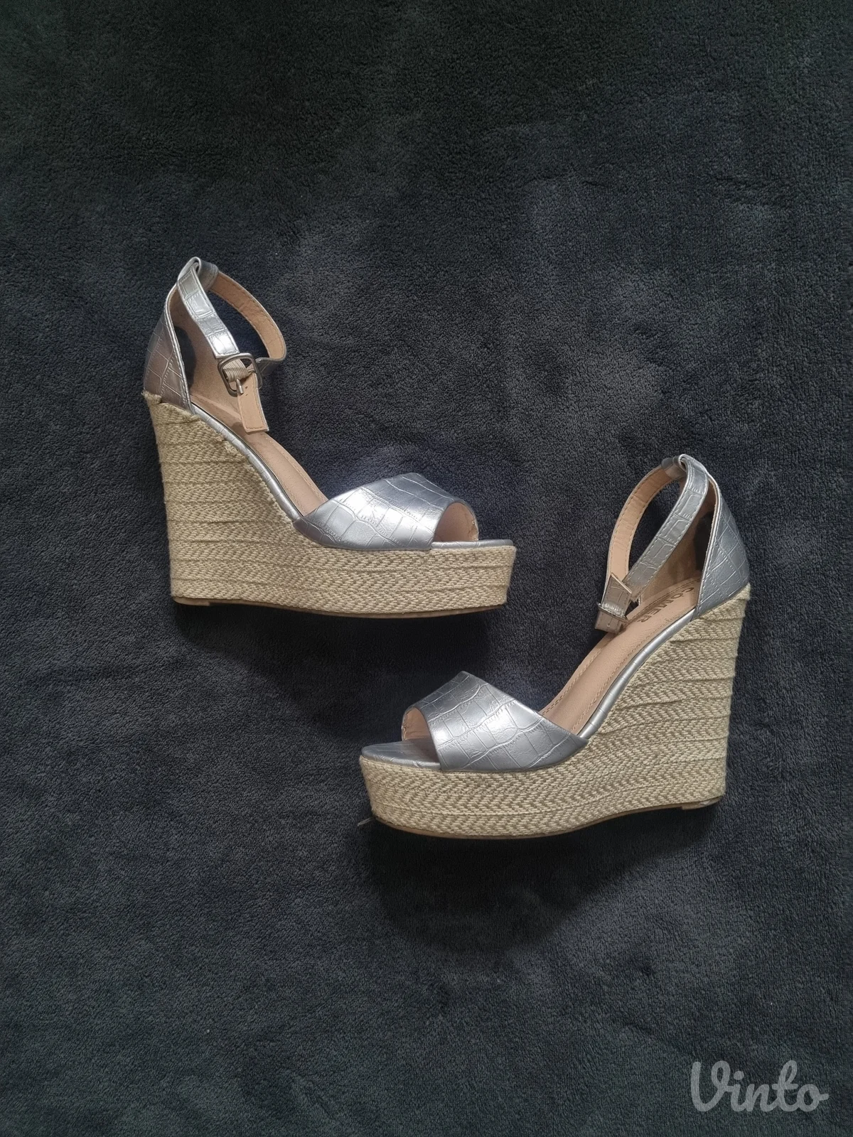 Sandale na platformu br.39