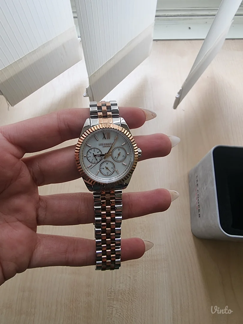 Lee Cooper zenski sat