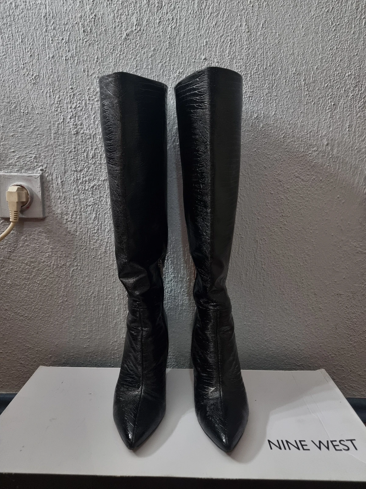 Cizme na stiklu Nine West br.38.5