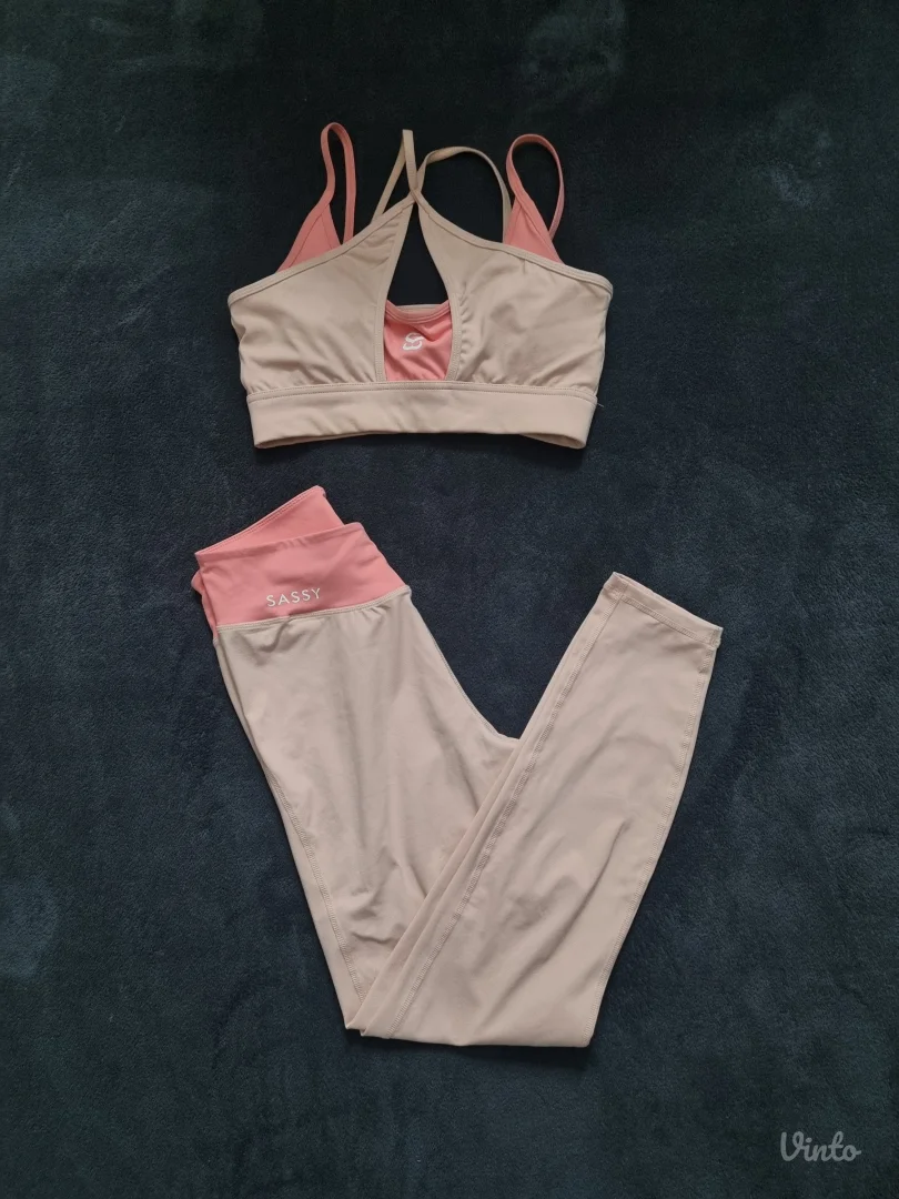 Komplet za trening Sassy M