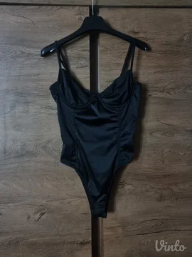 Zara bodi M