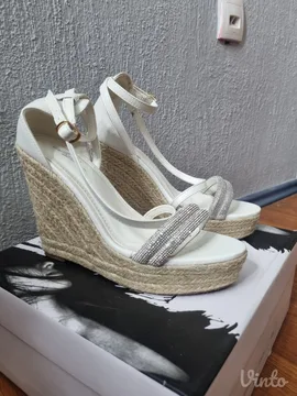 Sandale na platformu br.39