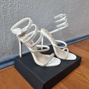 Sandale na stiklu br.39