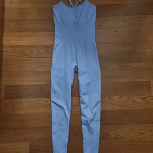 Kombinezon za trening M