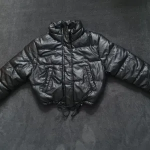 Zenska jakna Dilvin M