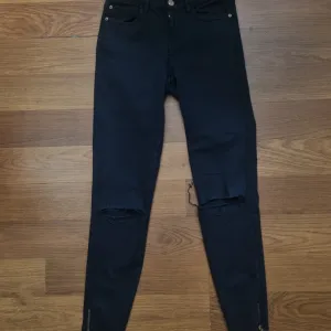 Iscepane pantalone S