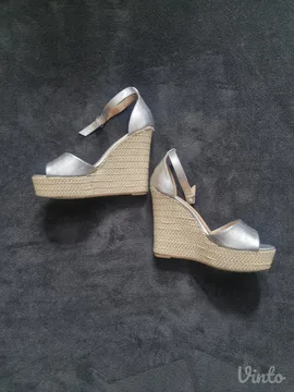 Sandale na platformu br.39