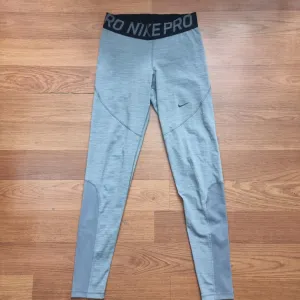 Nike Pro helanke M