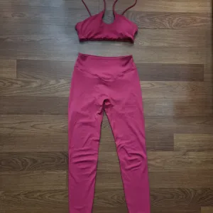 Komplet za trening Beauty me S/M