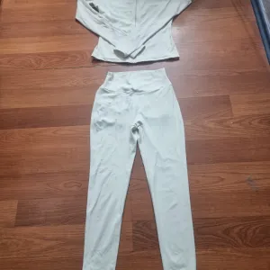 Sportski komplet Strong M