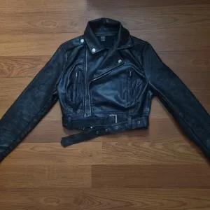 Kozna jakna kratka S