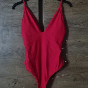 Jednodelni kupaci kostim M