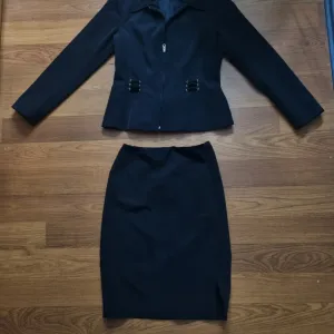 Poslovni svecani komplet M