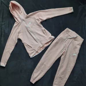 Komplet trenerka Nike S