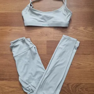 Komplet za trening Beauty me Bg S/M