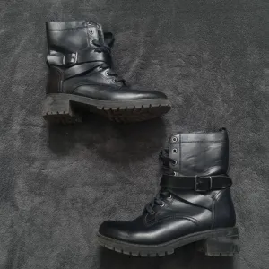 Zenske ravne cizmice br.39