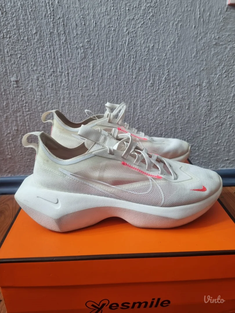 Zenske patike Nike Vista Lite br.38.5