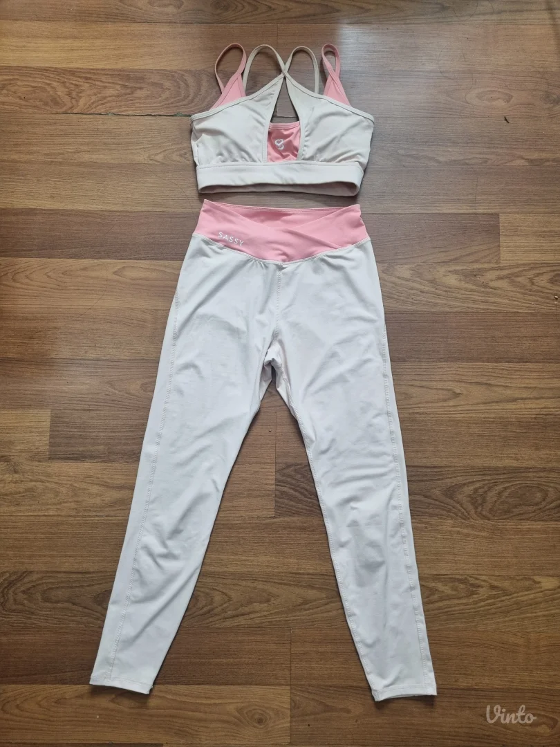 Sassy komplet za trening M