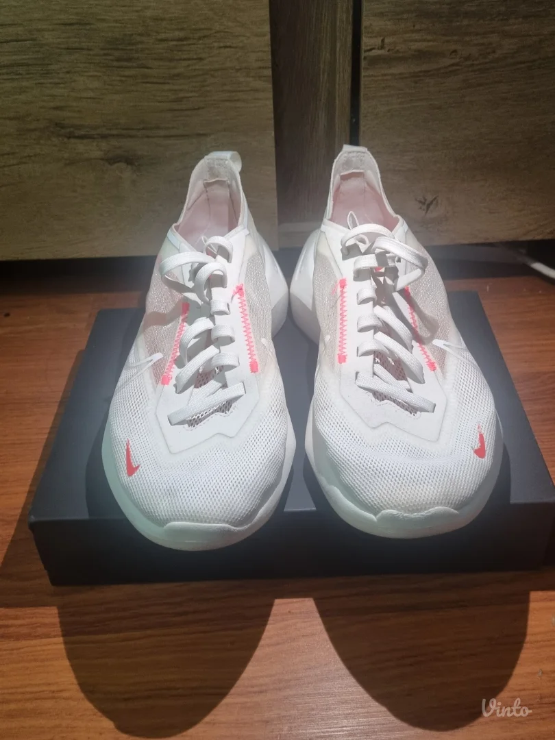 Zenske patike za trening Nike br.38.5