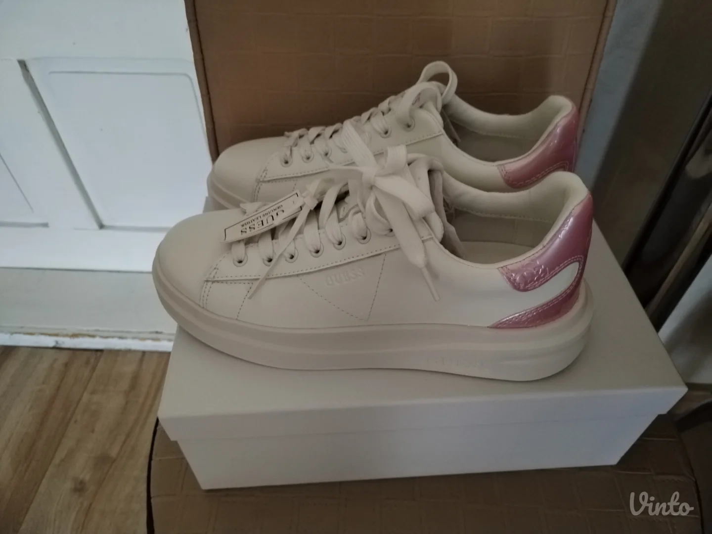 Guess ženske patike