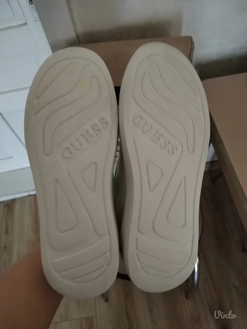 Guess ženske patike
