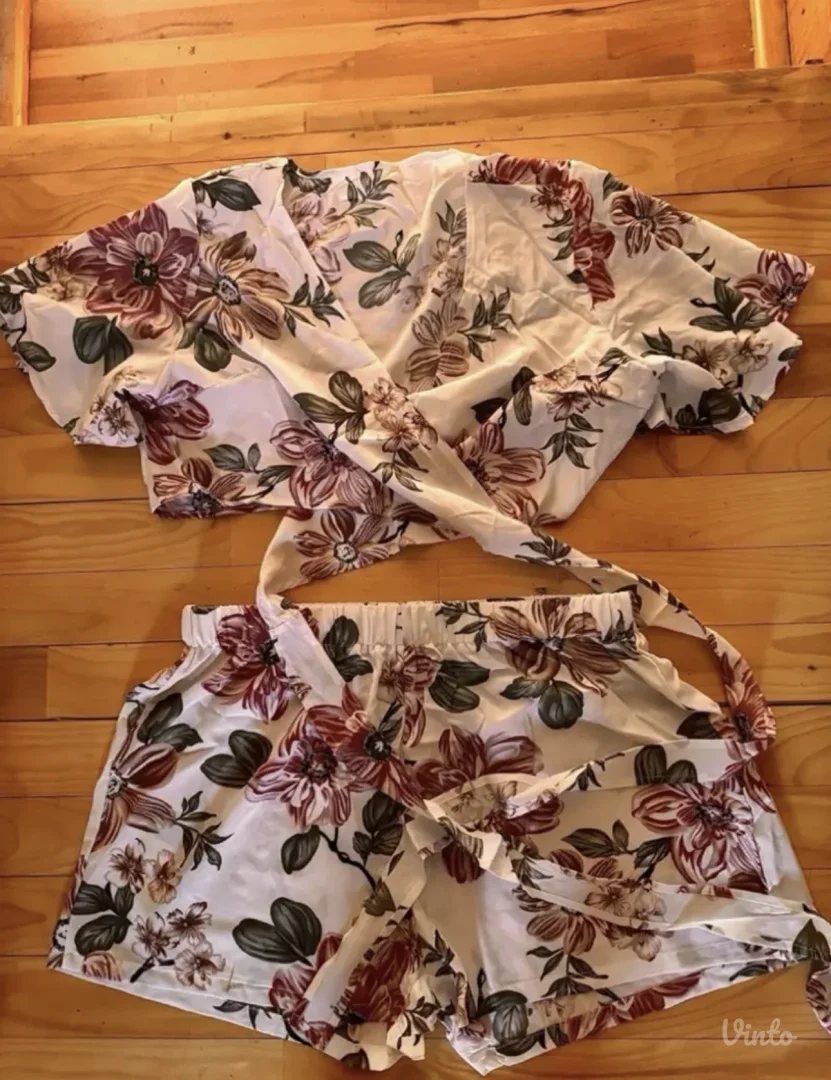 Letnji cvetni komplet