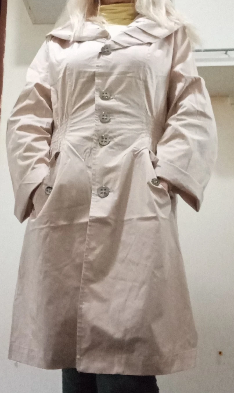 NOVO!Atraktivan bež mantil sa žabicama u struku S-XXL