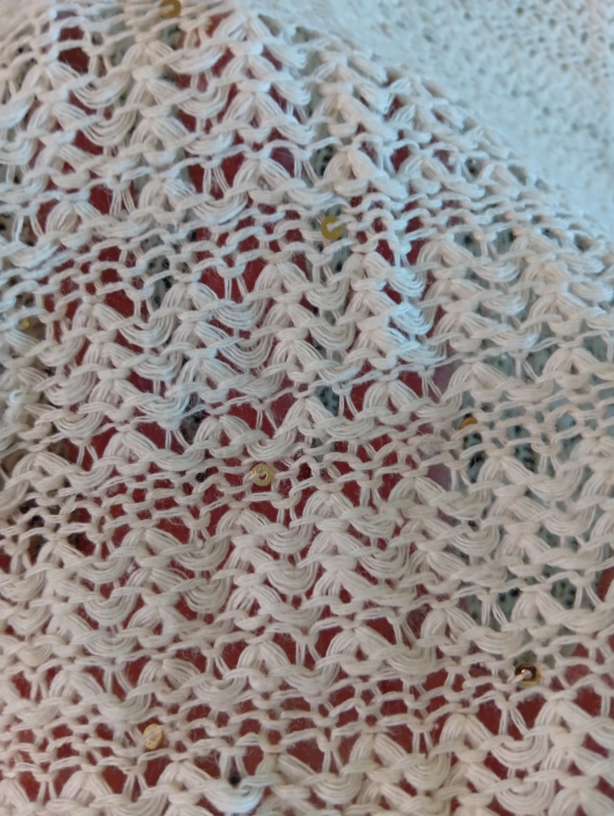Romantična rupičasta bluza sa mašnicama i šljokicama – Vel. M