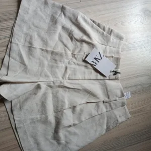 Zara sortc,velicina M