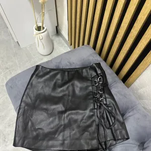 New Yorker kožna suknja/sorts