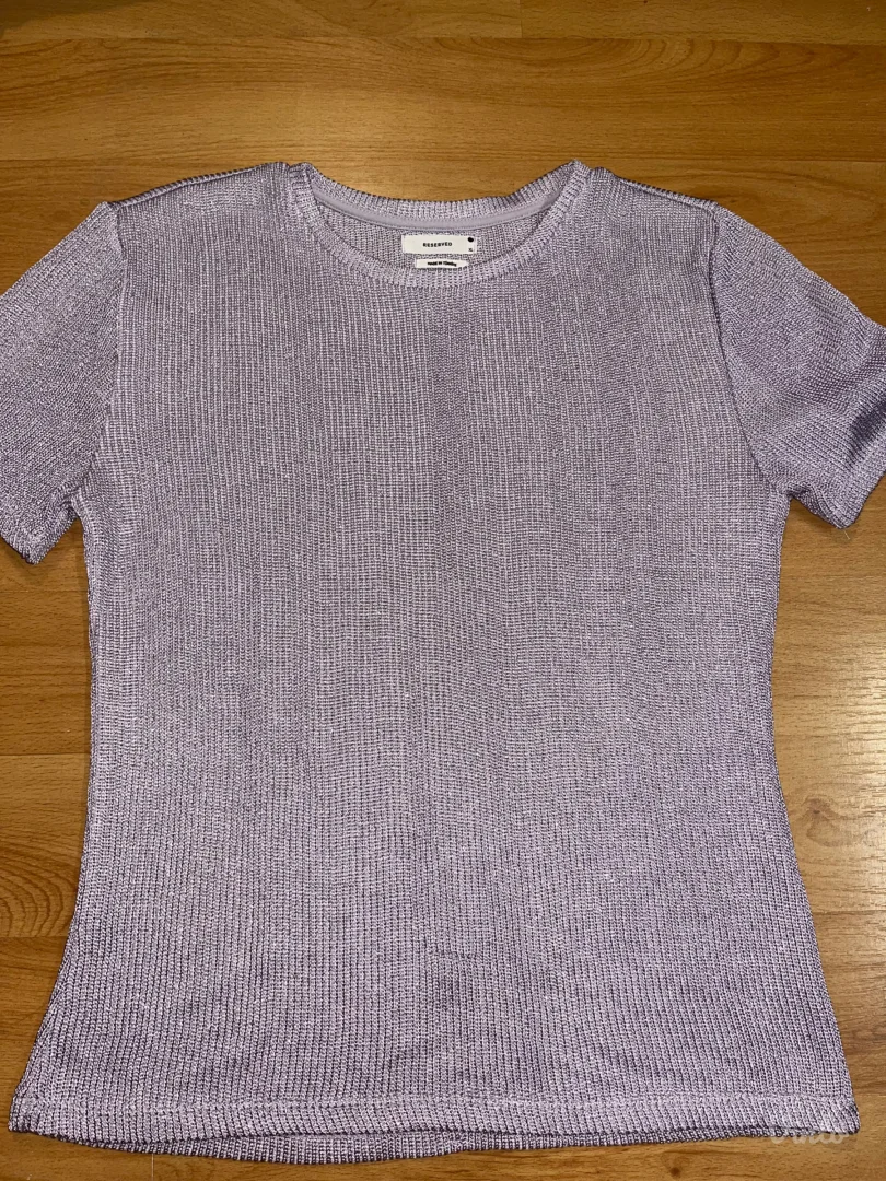 Reserved pletena lila majica