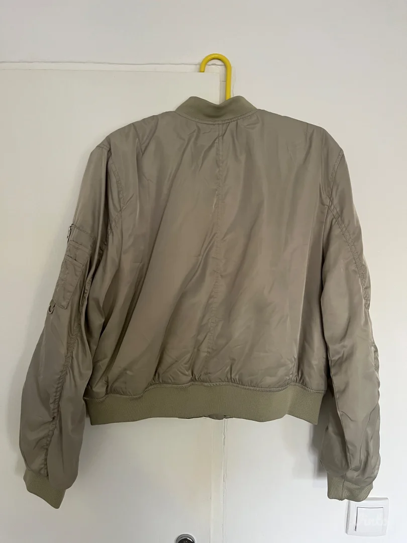 PULL&BEAR BOMBER JAKNICA