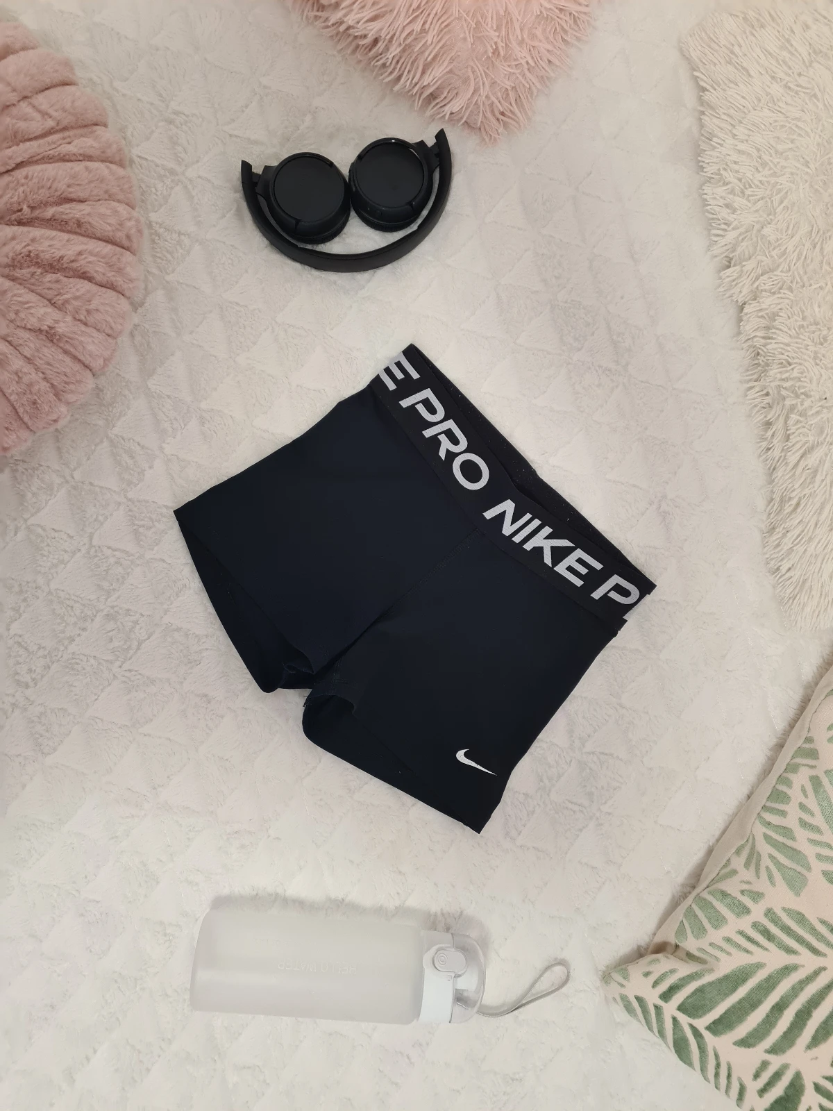 NIKE PRO sorc