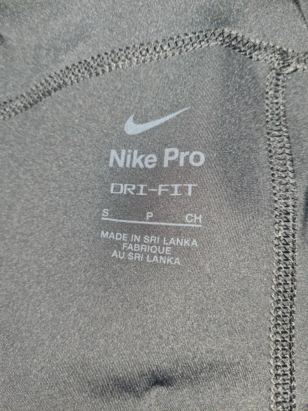 NIKE PRO sorc