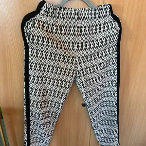 Blondy - šarene pantalone