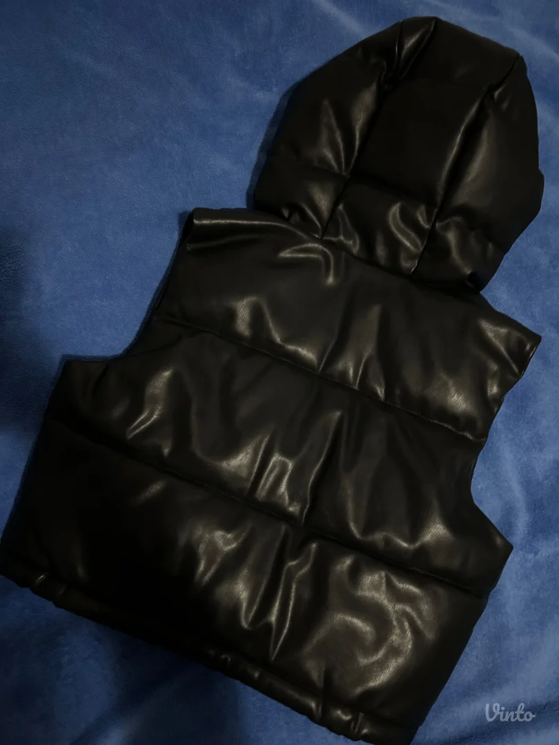 Stradivarius prsluk-eko koza