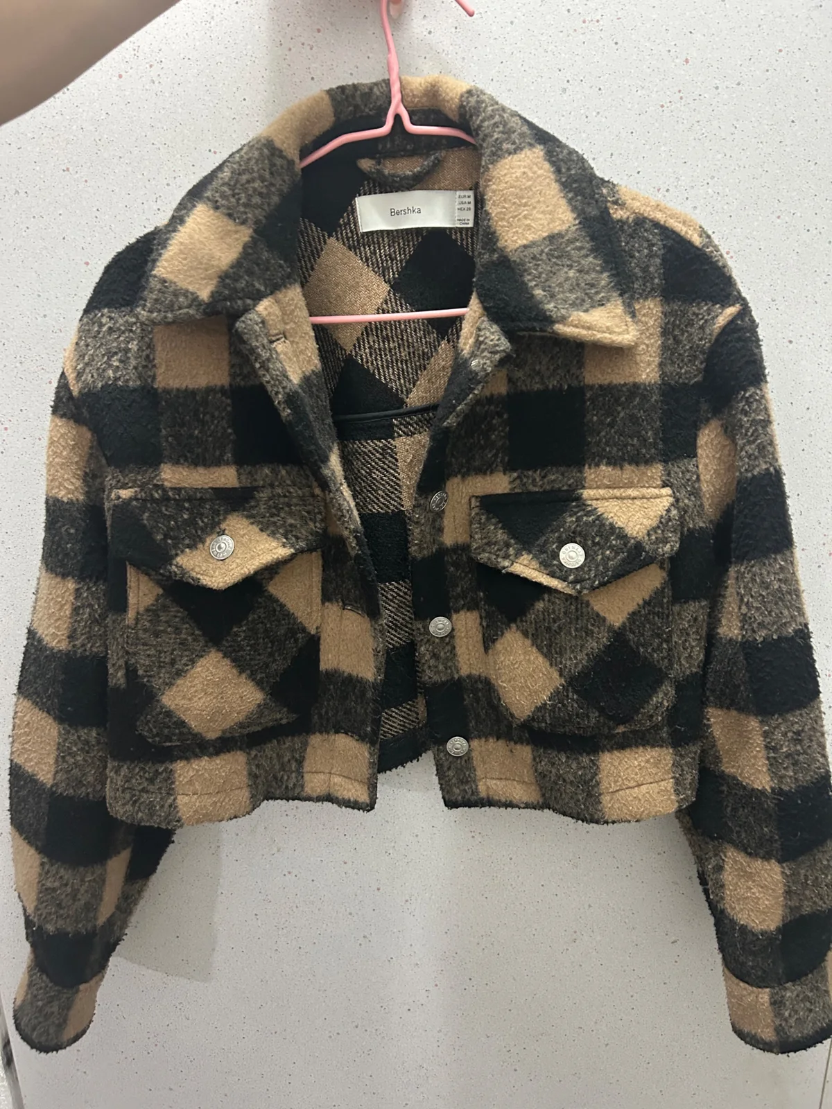Bershka natkošulja M velicine