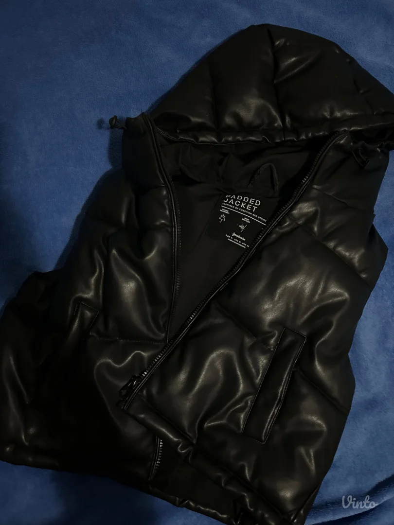 Stradivarius prsluk-eko koza