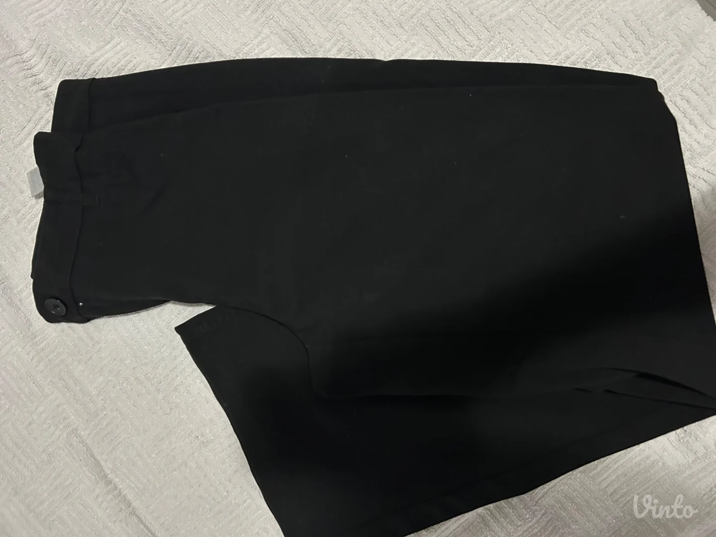 Bershka zvonaste pantalone