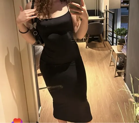Bershka crna uska haljina