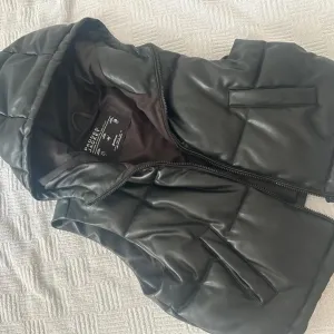 STRADIVARIUS PRSLUK