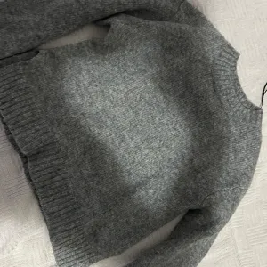 H&M dzemper