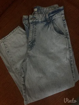 H&m farmerke 38 velicina
