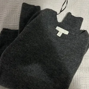H&M dzemper