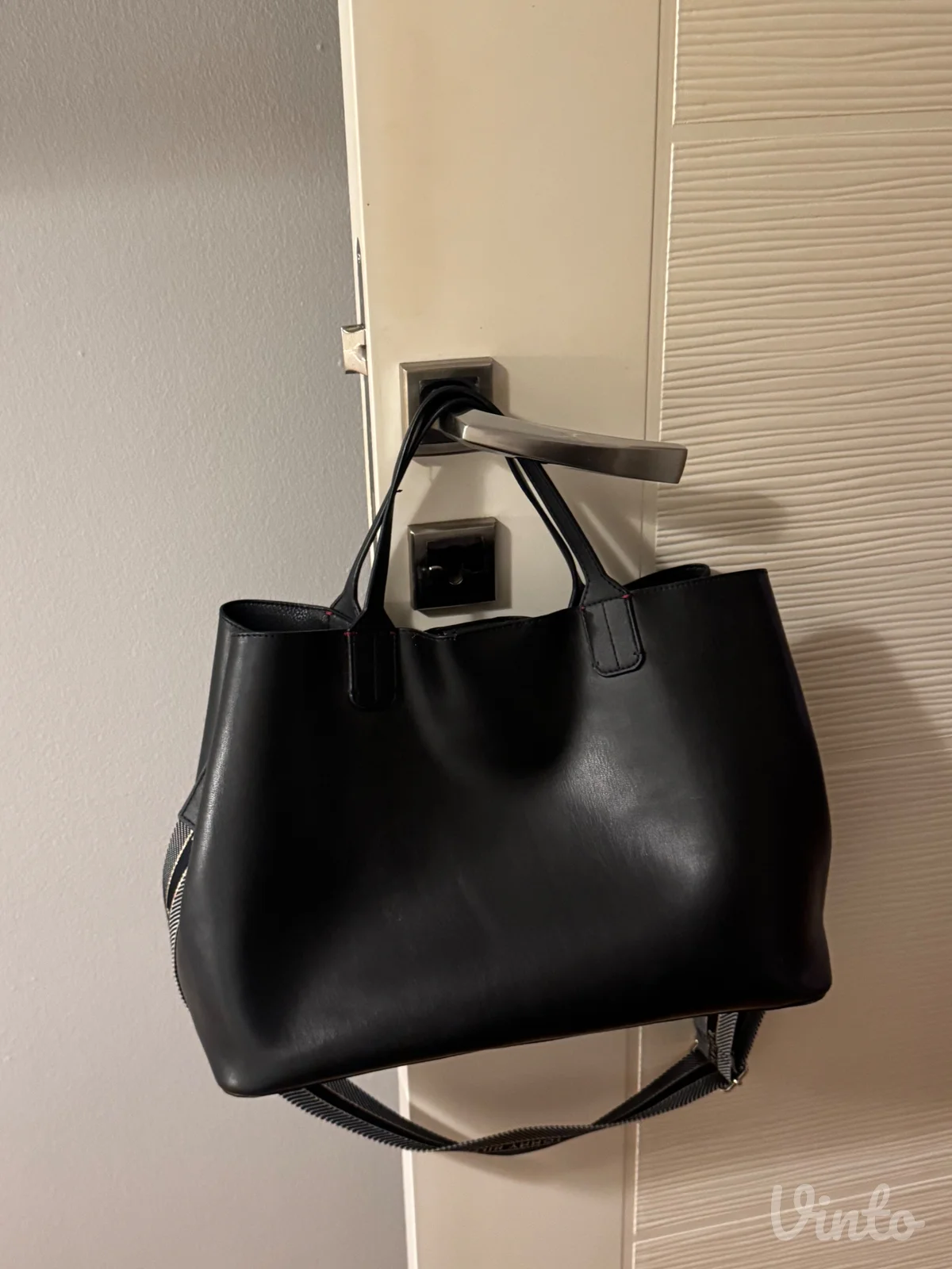 Tommy Hilfiger velika torba
