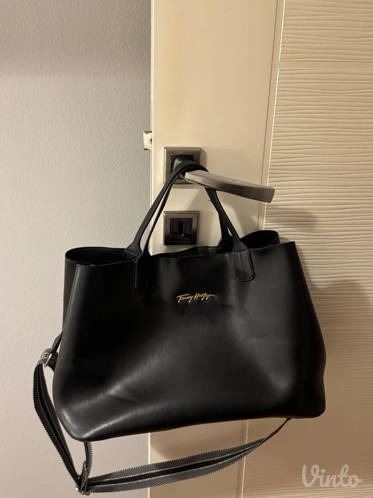 Tommy Hilfiger velika torba
