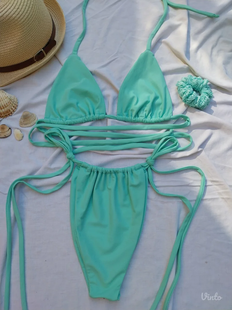 Kupaci kostim i suknjica