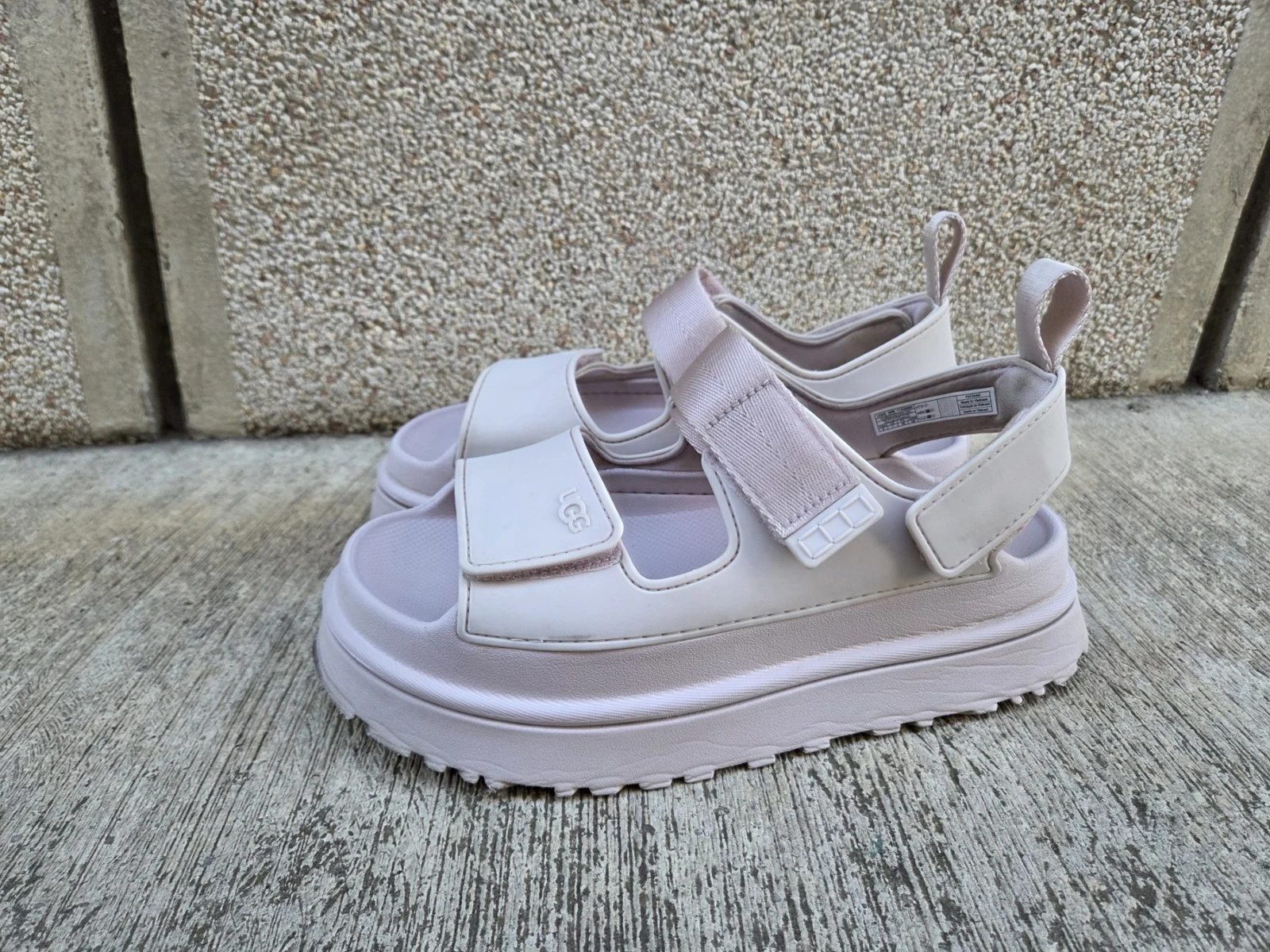 Ugg sandale