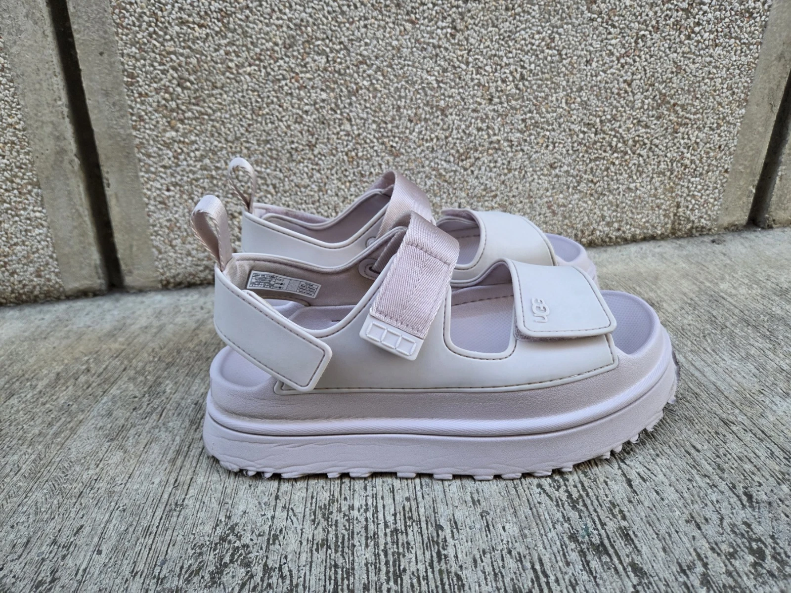 Ugg sandale