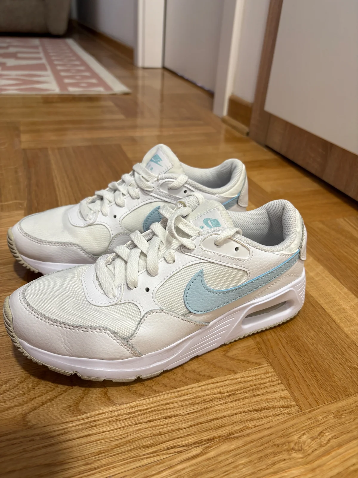 Nike Air Max 90 bele patike
